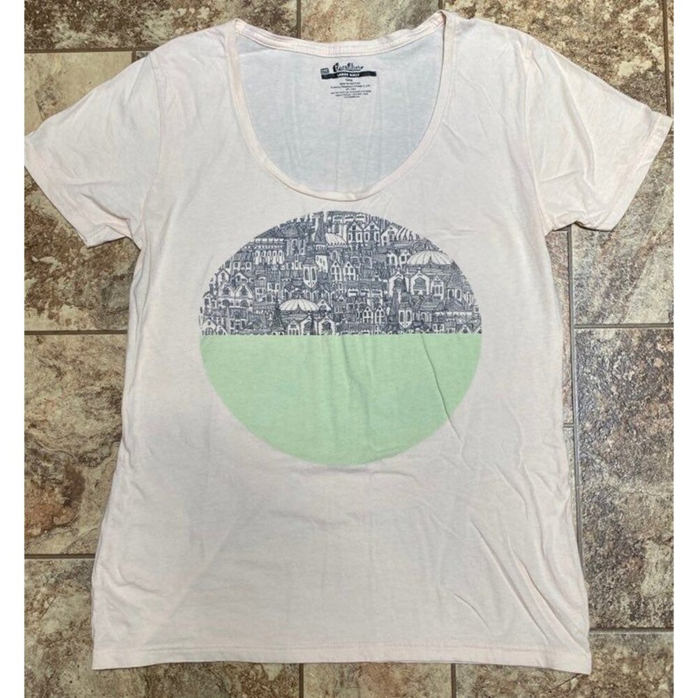 Threadless t shirt "Circles" size large